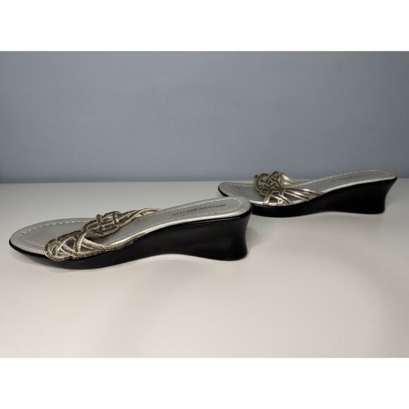 Women's 6.5W  Silver Montego Bay Club Sandals - Picture 4 of 12